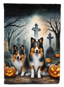 Sheltie Spooky Halloween Garden Flag Mailbox Flag Decorative Yard Flag Banner Outside Patio Artwork Yard Flower Beds, Garden Size, Multicolor